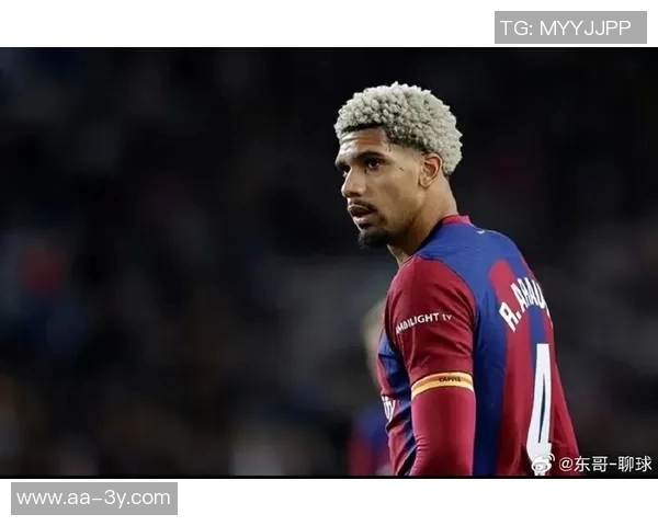 巴萨中卫危机加剧埃里克加西亚鼻梁骨折仅剩阿劳霍和库巴西可用