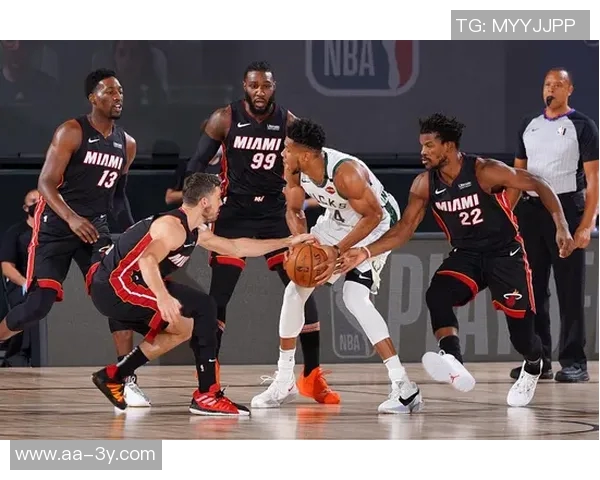 字母哥在垃圾时间上演精彩大风车罗林斯表示全队力挺他毫无问题