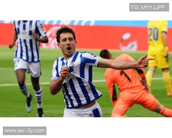 斯基拉透露拉斯帕多里加盟罗马在即拉齐奥关注皇社前锋奥亚萨瓦尔